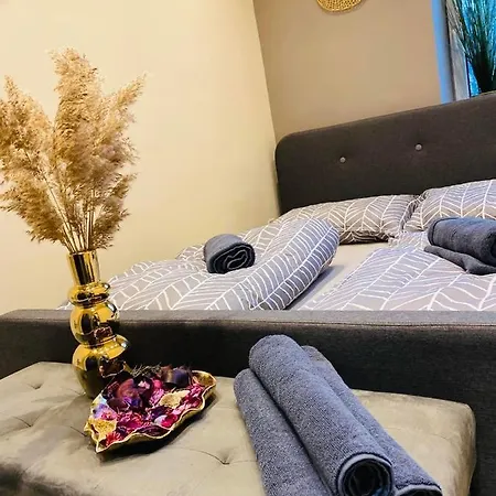 Delux Center - Apartment Szegedin