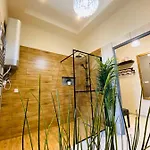 Apartment Delux Center - *