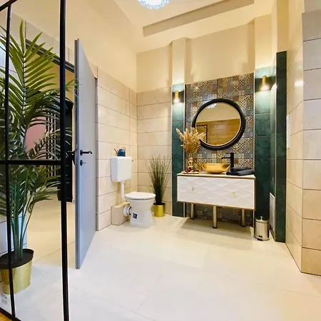 Delux Center - Daire *